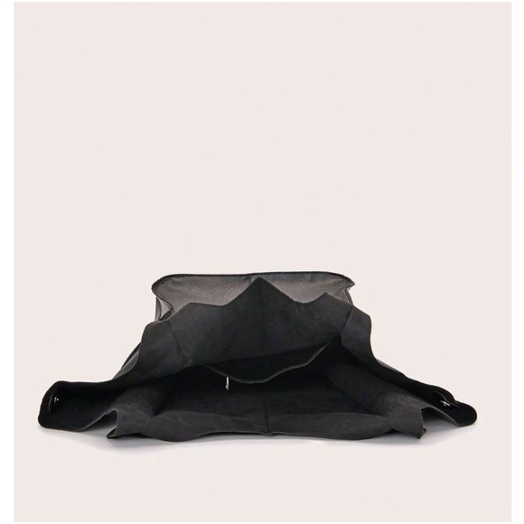 Luxe Vegan Leather Minimalist Oversized Tote Bag - Picture 9 of 12